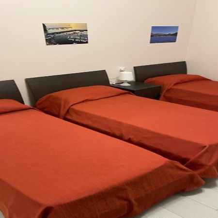 Sissi Comfort Rooms Foresteria Lombarda Monza Buitenkant foto